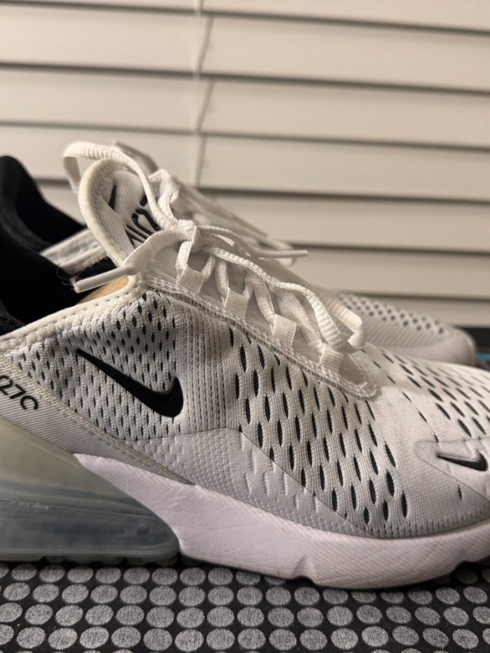 Nike Air Max 270 — White/White/Black - Picture 5 of 6